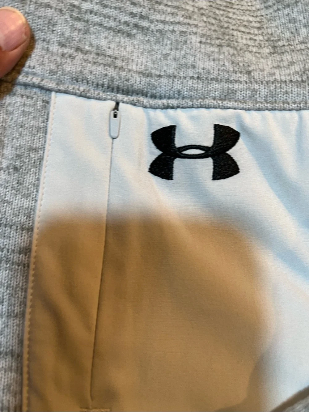 Under Armour Men's Light Gray Heather Quarter-Zip Sweater with Chest Pocket